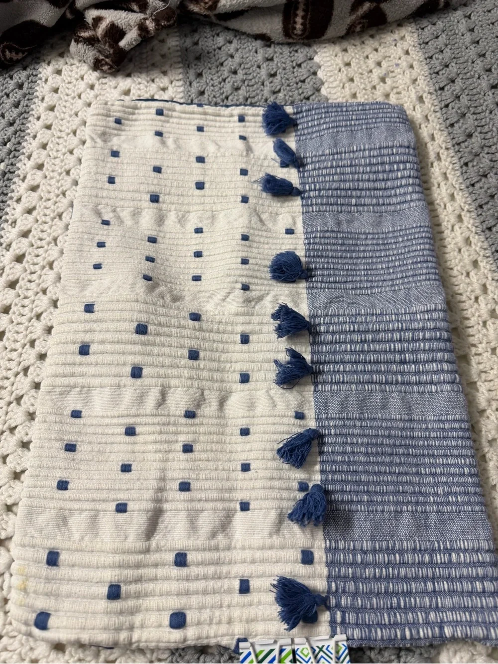 Pier 1 pillowcase cover blue white geometric design 100%cotton